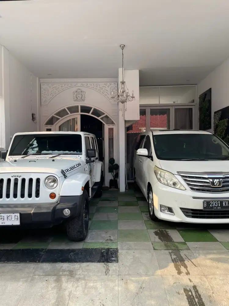 Dijual BU Toyota Alphard 2012/2013 Putih