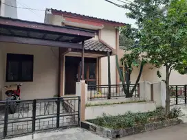 Rumah 3 KT 3 KM 2 Carport