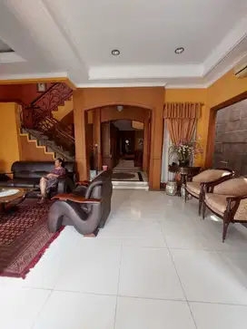 Jual Cepat Rumah Terawat dalam Komplek di Pasar Minggu Jakarta