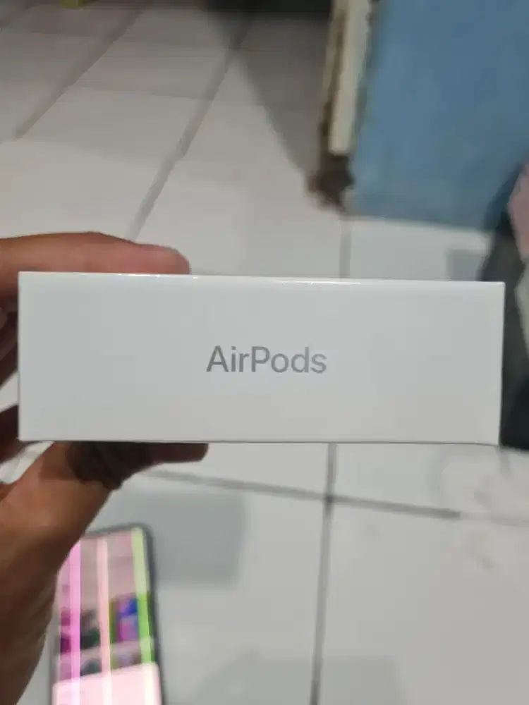 Apple Airpods 2 Gen 2