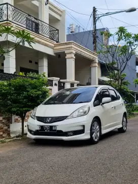 Jazz RS MATIC 2012 Mulus