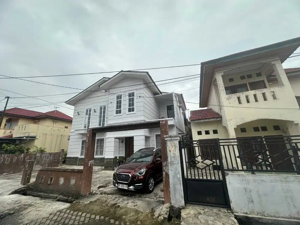 Rumah 2 Lantai. Puri Rajawali Mas pekanbaru