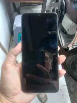 hp poco C65 6+6/128 layar lebar 6,75 lcd masih ori tapi ada minus
