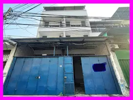 Dhyana Disewa ruko ukuran 3.5x17m di jalan raya jelambar Luas tanah 59