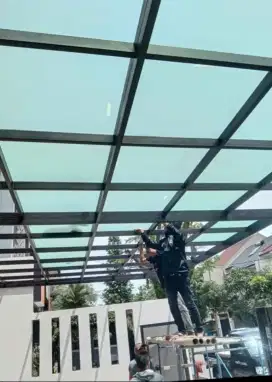 Kanopi atap kaca