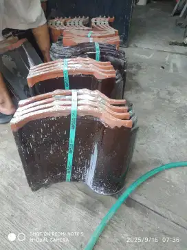 Genteng keramik
