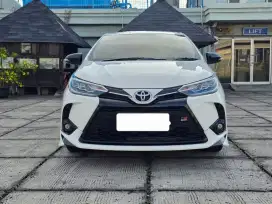 Yaris gr sport at 2022 putih