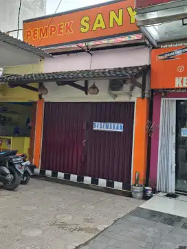 DISEWAKAN RUKO SIAP PAKAI JL KPT ANWAR ARSYAD NO 999 SMPNG GRIYA AGUNG