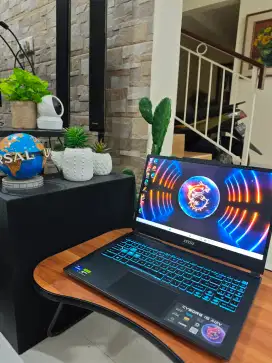 Laptop MSI Cyborg I7 12650H RTX4060 8GB x rog tuf