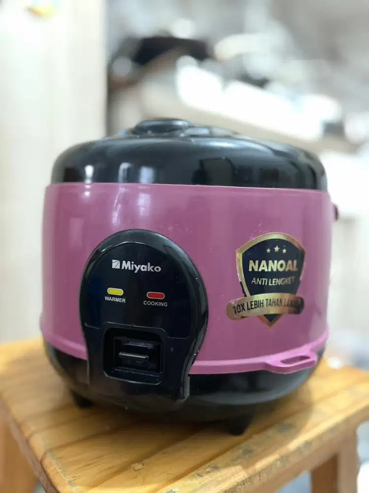 Rice cooker Miyako Pemasak Nasi