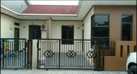 Sewa rumah bangunan baru minimalis