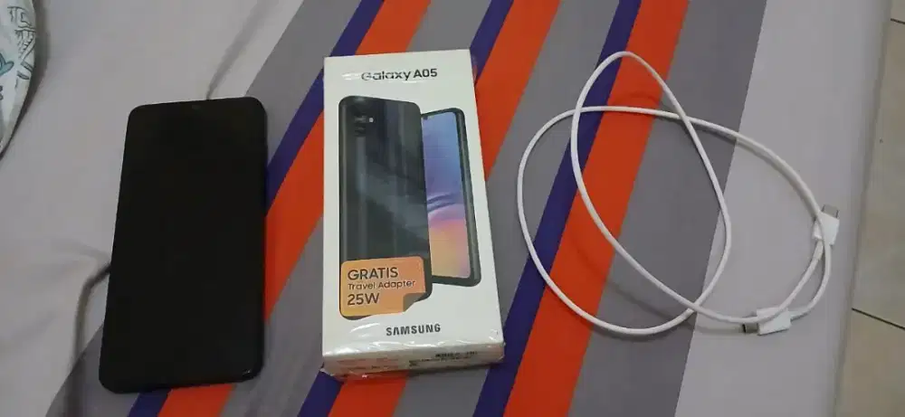 Samsung galaxi A05