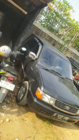 Toyota Kijang LGX 1999 Bensin