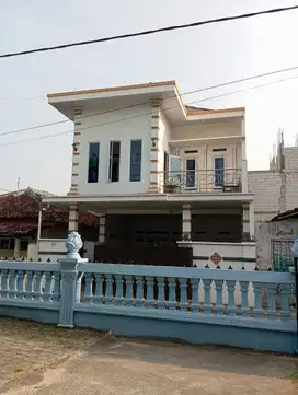 JUAL RUMAH SECOND 2 LANTAI DI WAYHALIM