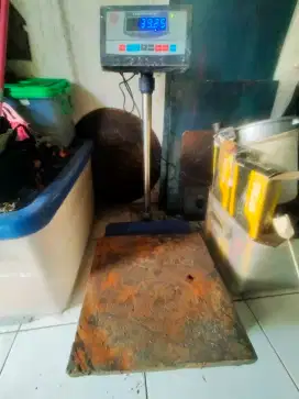 Besi 20mm hitam