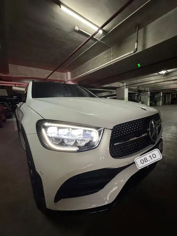 Mercedes-Benz GLC200 2022 Bensin