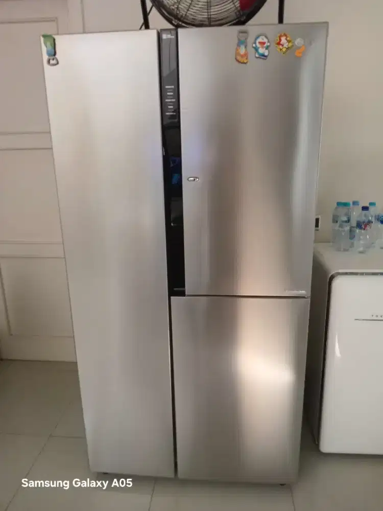 Kulkas 2 pintu LG