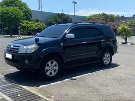 Fortuner 2.5G/AT Diesel 2010