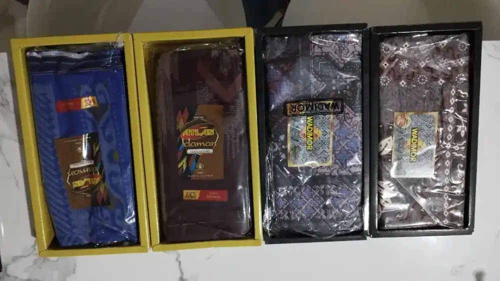 Sarung Atlas dan Wadimor Murah