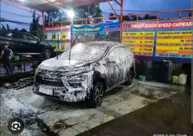 Tukang Cuci Mobil di Jogja