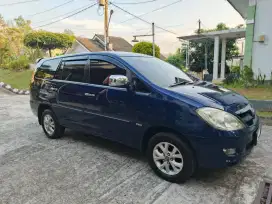 Kijang Innova 2.0 V MT