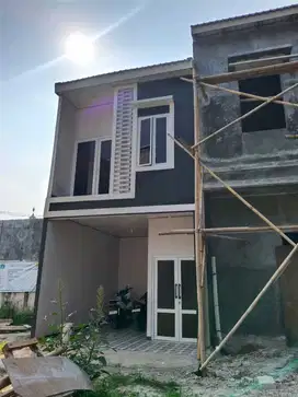 Rumah murah baru 2 lantai jakarta 455 juta Cash only