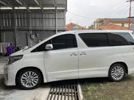 Alphard S Adioles 2012