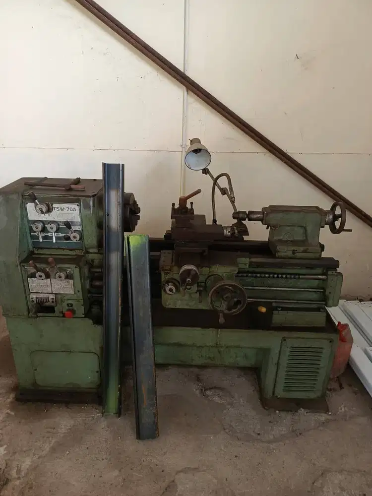 Set mesin bubut, milling