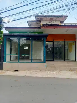 Ruang Usaha Raya Kemang