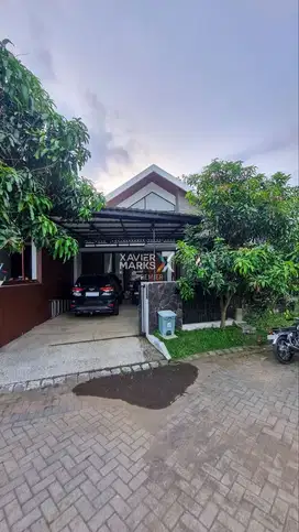 Dijual rumah terawat Greenland, karangbesuki, malang
