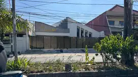 Rumah Usaha Komersial di Jalan Raya Satelit Indah, Plaza Segi 8