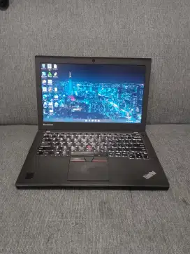 Lenovo Thinkpad X250 
Keyboard nyala
Core i5 Gen 5200U
Ram 8GB/500GB