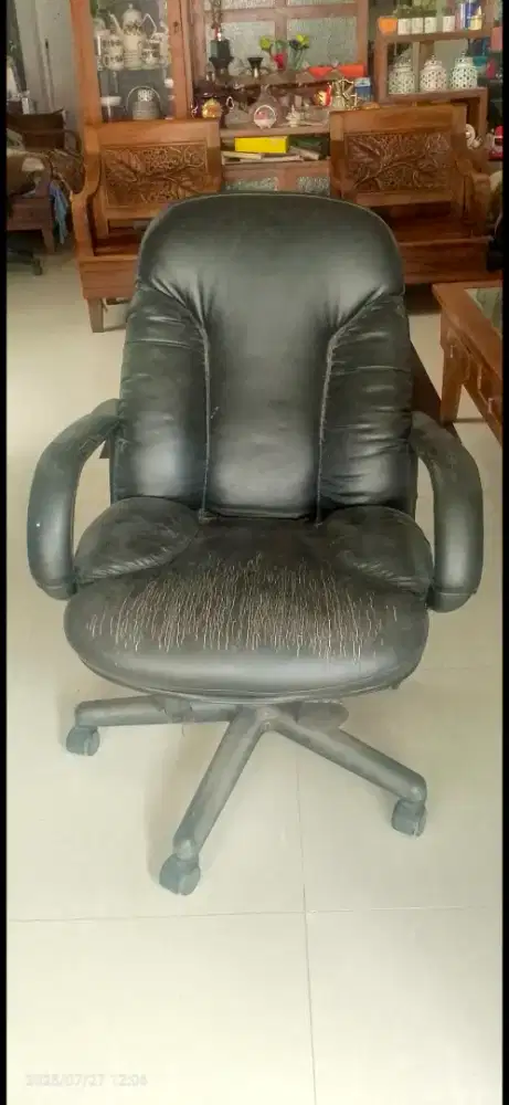 Kursi Manager Arruga