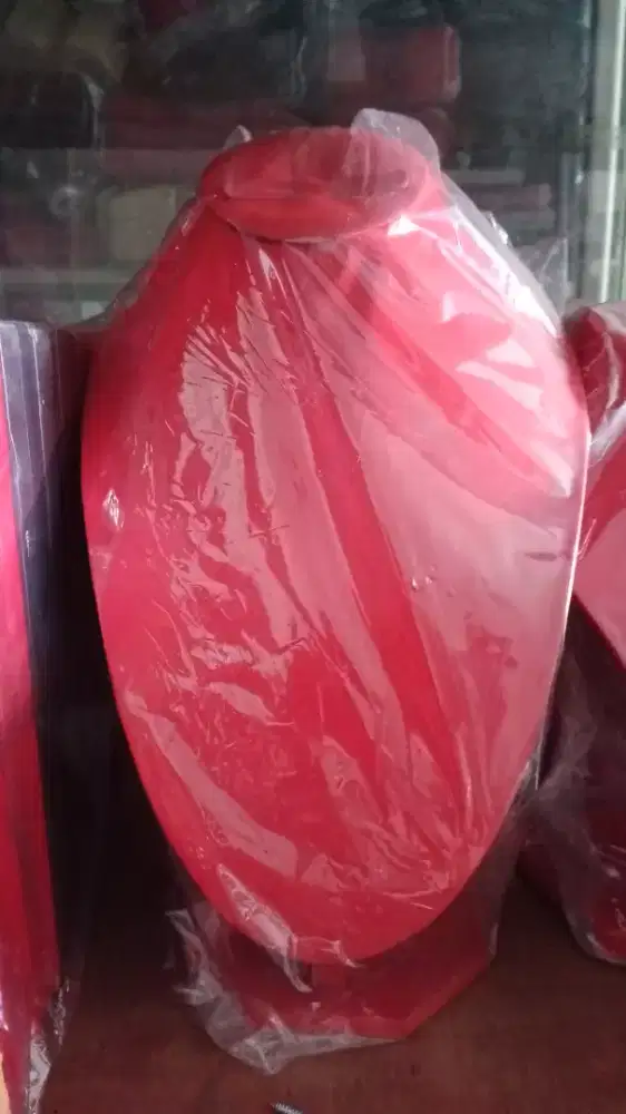 Display kalung ukuran jumbo