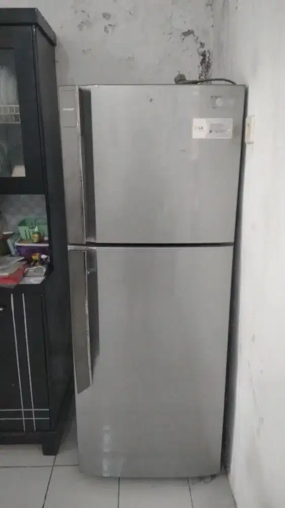 Kulkas LG 2 Pintu