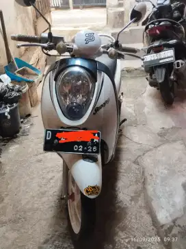 Jual Scoopy mulus Rawatan sendiri 8,3 nego