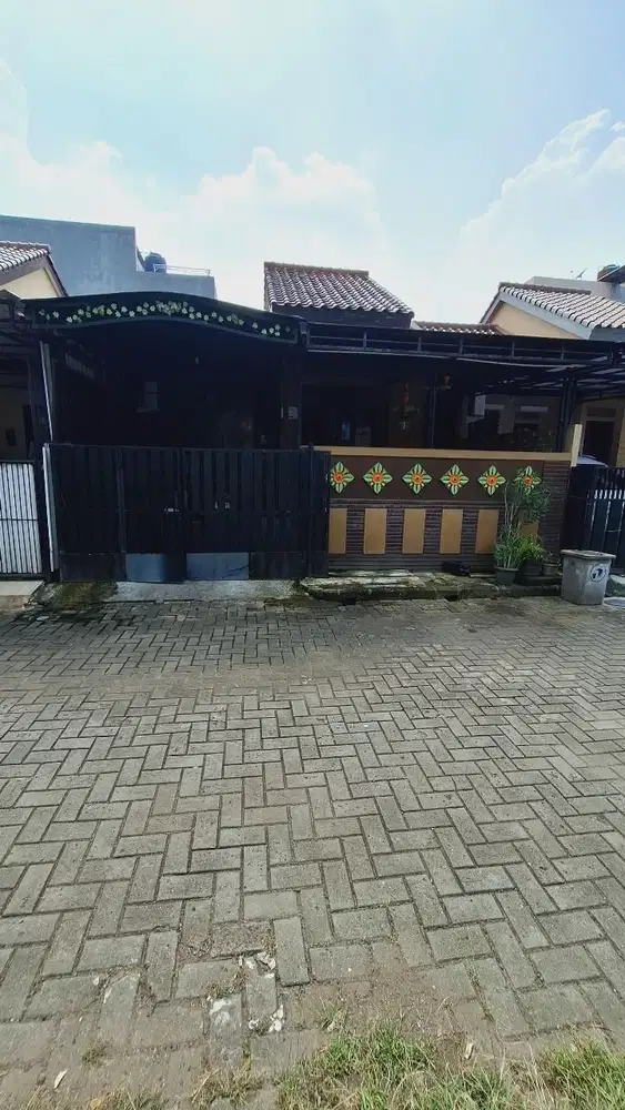 Di Jual Rumah Cipadu Nuansa Asri