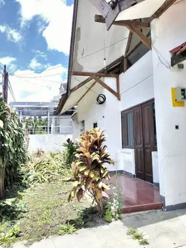Rumah Hitung Tanah Komplek Unpad cigadung,Kota Bandung