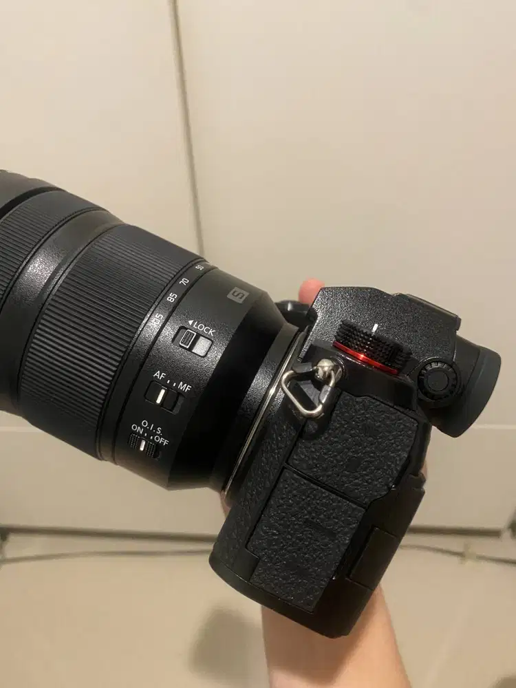 Lumix 24-105 f4 99% 1st tangan