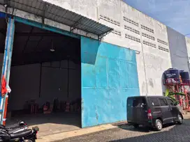 Dijual / Disewakan Gudang di Tanjungsari Komplek Pergudangan Permata