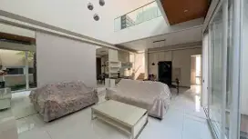 DIJUAL MURAH RUMAH MEWAH SRIGUNTING PUSAT KOTA HARGA HERAN