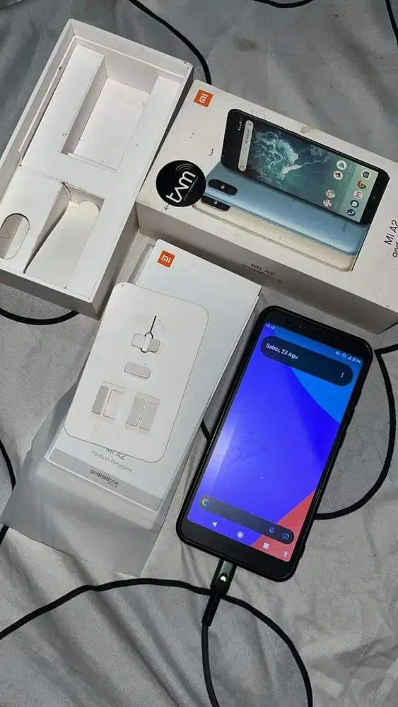 Jual cepat Xiaomi Mi A2