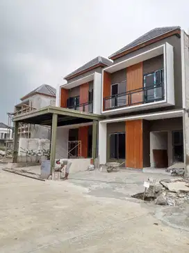 CLUSTER BARU 2 LANTAI ROW JALAN 7 METER,READY STOCK 48 UNIT