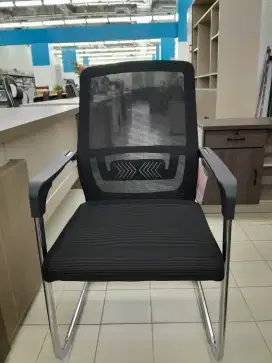 Kursi kantor baru