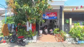 RUMAH DI KELURAHAN WEDOROANOM, DRIYOREJO, GRESIK