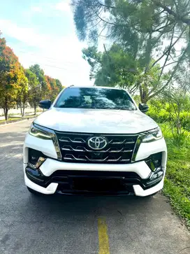 Toyota Fortuner 2022 Diesel