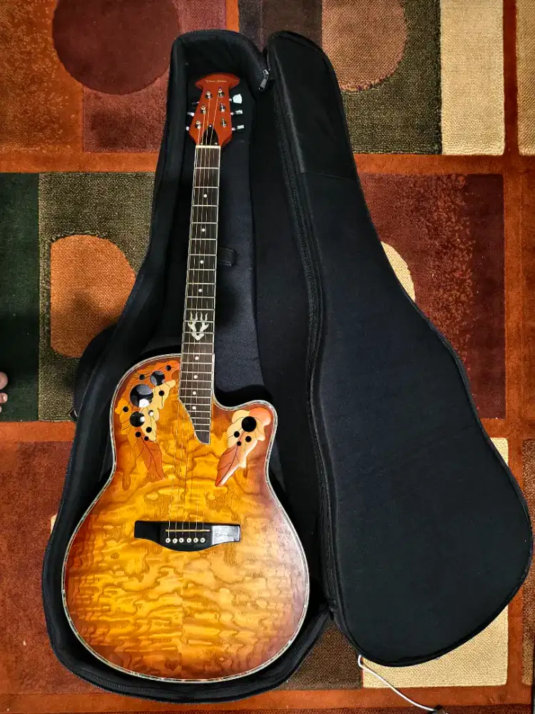 Dijual Gitar akustik elektrik ovation Merk Venz Schet HQ