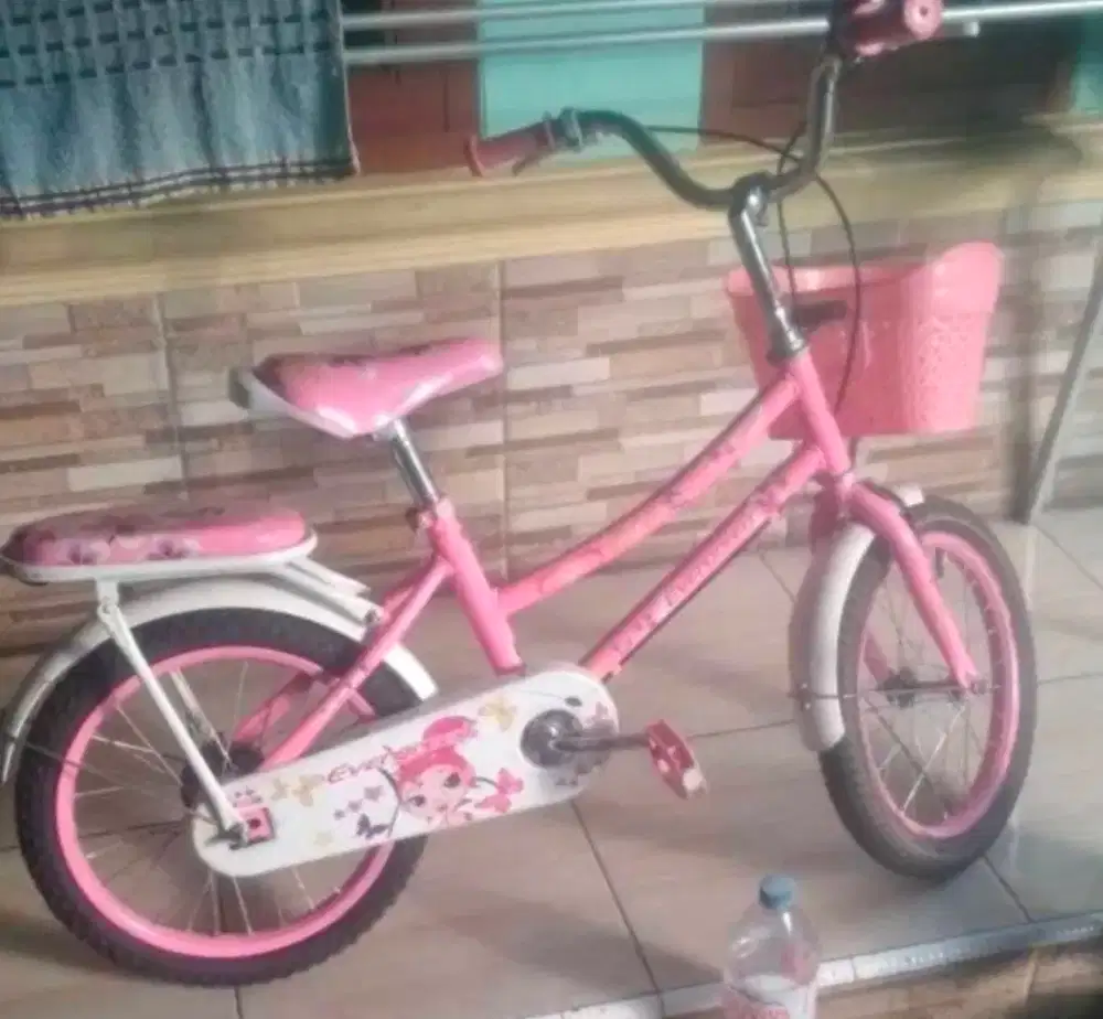 SEPEDA ANAK PINK