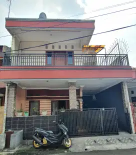 Rumah di jual lokasi strategis