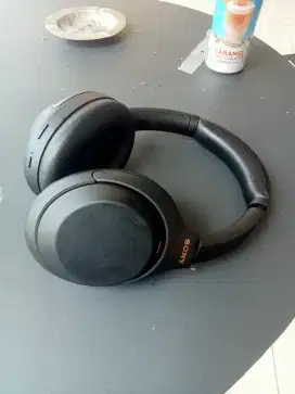 Di jual headset Sony WH-1000xm4